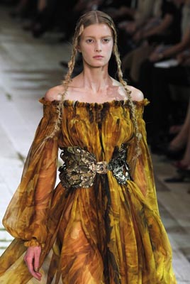 Alexander McQueen S/S 2011 : Sigrid Agren