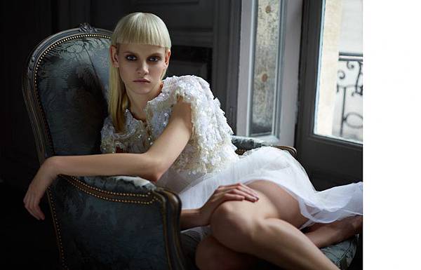 NORTHERN WOMEN IN CHANEL - Ginta Lapina