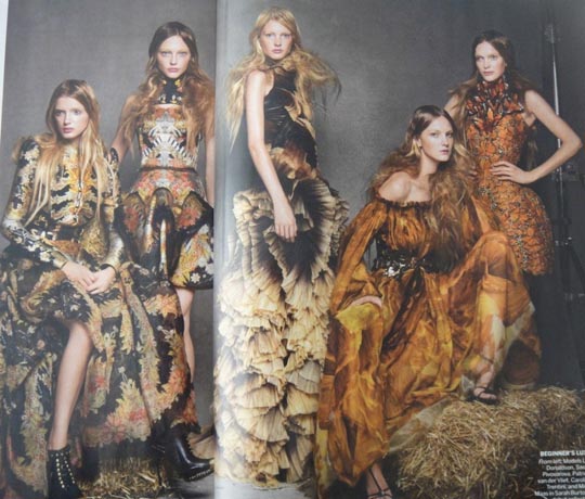 Vogue January 2011 - Lily Donaldson, Sasha Pivovarova, Patricia van der Vliet, Caroline Trentini, Mirte Maas