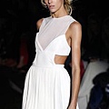 Hakaan F/W 2011 - Anja Rubik