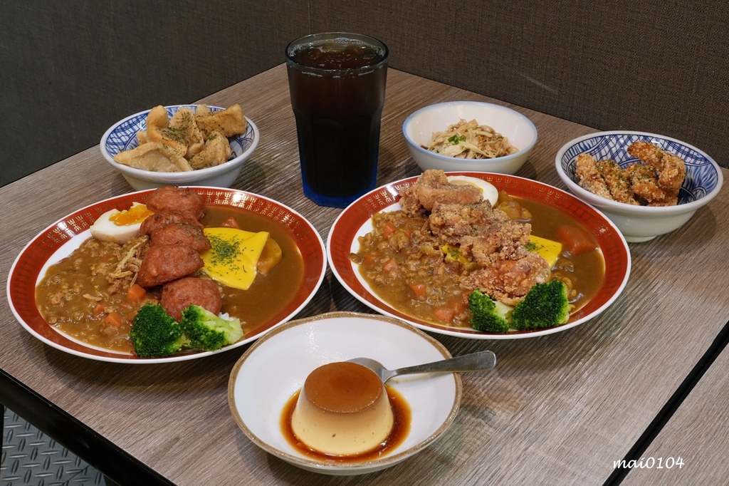 板橋美食｜小吉咖哩板橋文化店～免費加飯加麵加醬吃到飽，打卡按