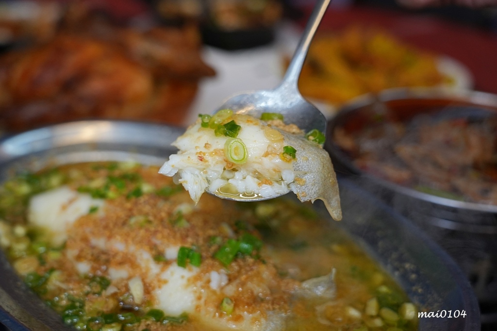 宜蘭美食推薦｜百匯窯烤雞餐廳～二連霸榮獲十大好食餐廳，窯烤雞