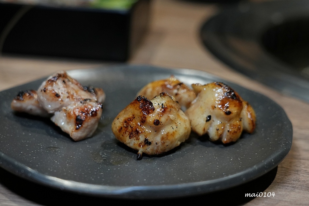 赤富士日式無煙燒肉鍋物中壢店～火鍋+燒烤吃到飽，啤酒無限暢飲