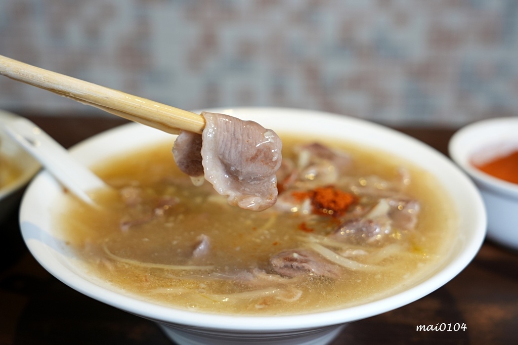 新店美食｜北鴨鴨肉羹～鴨肉飯、鴨肉羹必吃，光明街商圈人氣美食