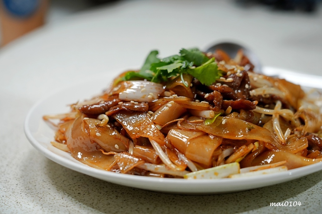 新店美食｜宸軒園粵菜海鮮（中興店）～芋泥香酥鴨、乾炒牛河粉、