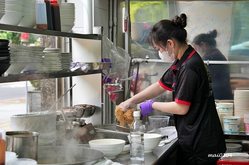 鐘予原味當歸鴨林口店～去骨鴨腿飯、鴨肉乾拌麵超推，當歸湯內用