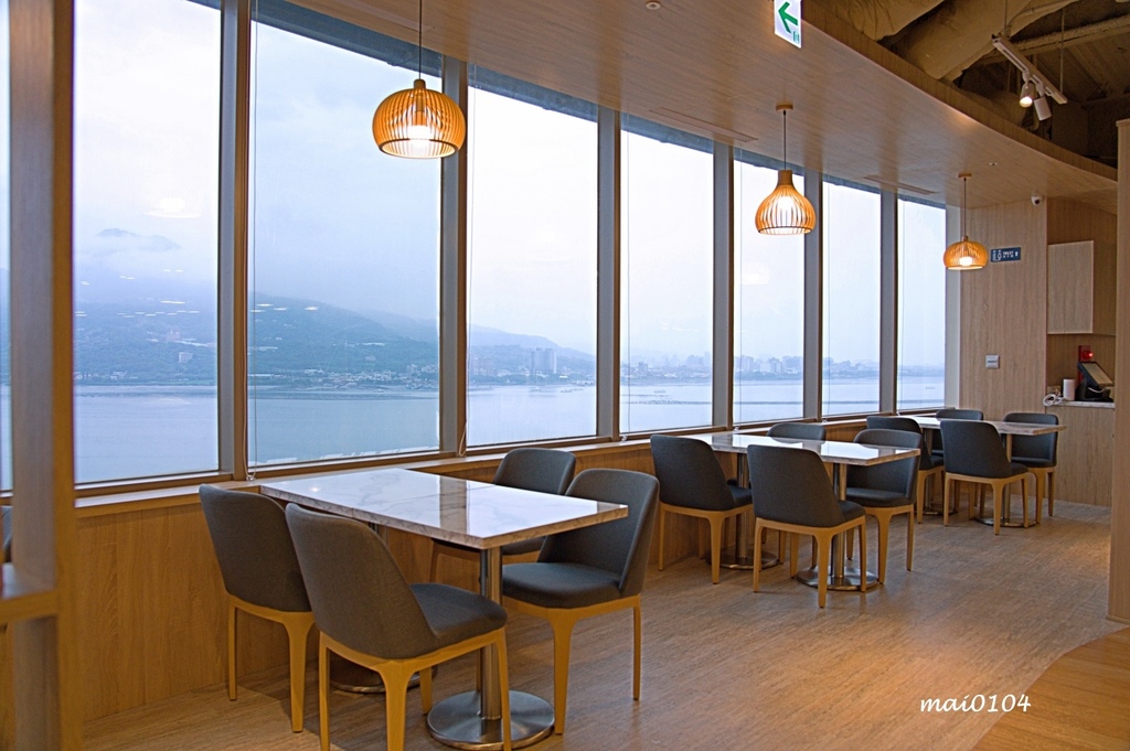 淡水無敵海景餐廳，可欣賞海天一色、絕美夕陽，人氣爆紅高CP值