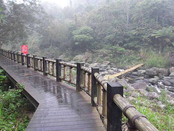 蓬萊溪護魚步道