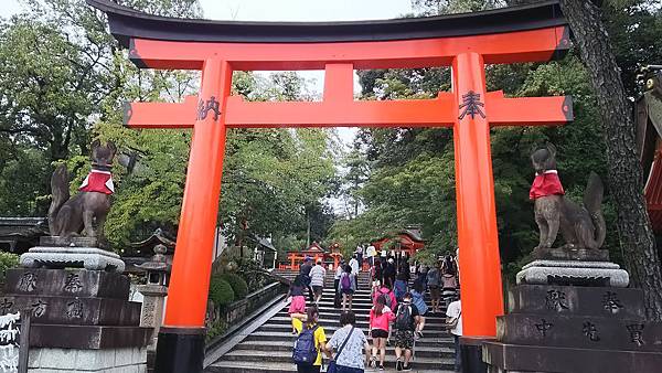 2015.09.06.009-伏見稻荷神社-登り入口