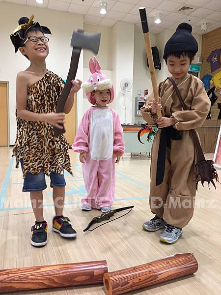 樂山-表演前的準備、媽媽在旁叮嚀提醒、預演綵排1-2.jpg 樂山-表演前的準備、媽媽在旁叮嚀提醒、預演綵排1-2.jpg