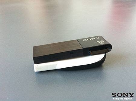 Sony Usb USM 16W -10.jpg