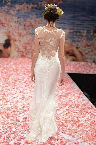 Claire-Pettibone-Wedding-Dress-Collection-Fall-2013-Brid_022