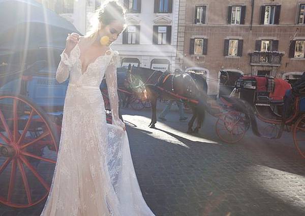 Inbal-Dror-Wedding-Dress-2012-Collection-15