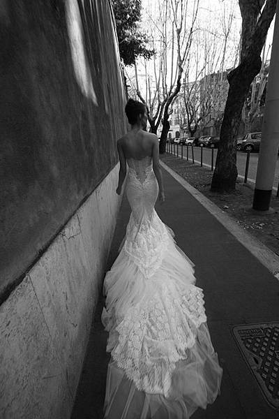 Inbal-Dror-Wedding-Dress-2012-Collection-13