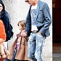 Maksim and his daughter Leeloo-01.jpg