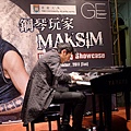 2011.11.29 Maksim Hong Kong Media Showcase-07.jpg