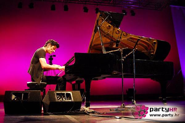 Maksim Mrvica Solo Classical Concert at Ljetna pozornica, Opatija, 16.16.2012-14