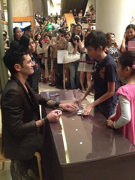 Signing Session in Singapore