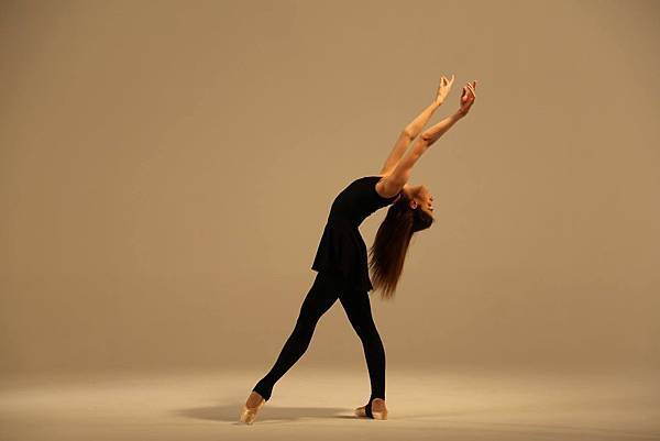 Some photos from Maksim's video shoot for Ballet Moderne-04.jpg