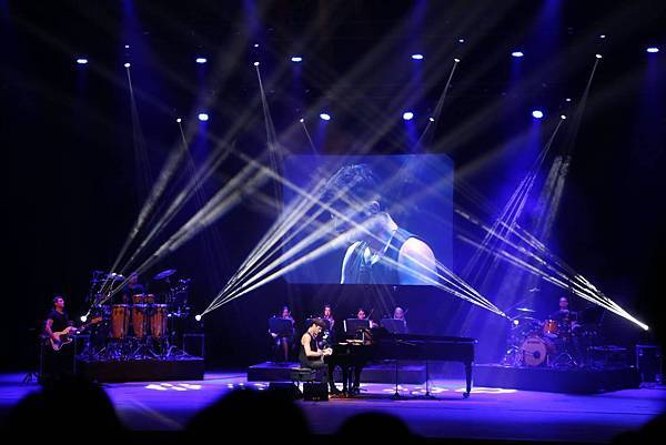 Some photos from Maksim's Korean tour-09.jpg