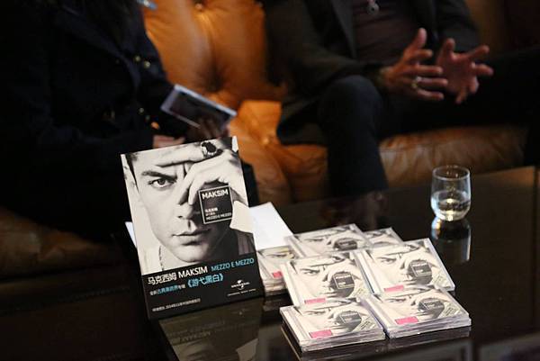 Some more photos from Maksim's tour-02.jpg