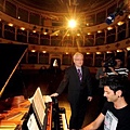 President of Croatia 'Ivo Josipović' and Pianist 'Maksim Mrvica'-10.jpg
