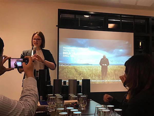璽屋Bruichladdich Chloe.jpg