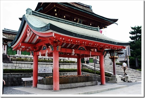 25110622:[遊記] 伏見稻荷大社 (圖多)