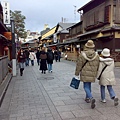 京都-祇園-花間小路-旁邊都是日式古建築