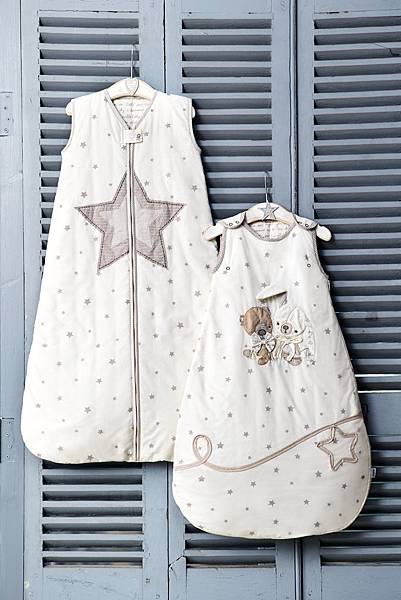 M_and_B_Dreampods_LS M_and_B_Dreampods_LS