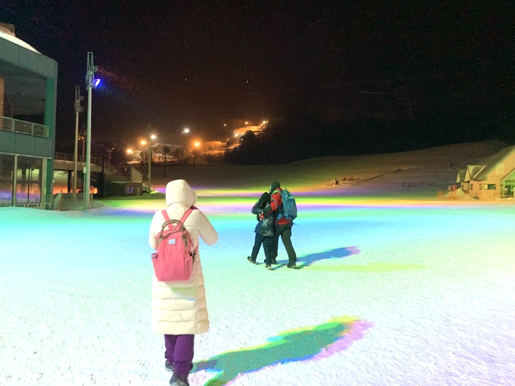 ＜日本＞2023全家人解封日本行~星野磐梯山滑雪 夜晚比白天