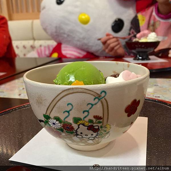 Hello Kitty清水燒茶碗