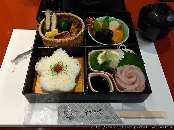 太宰府「かさの家」松香堂弁当（飛梅）