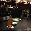 在和尚酒吧喝一杯「諸行無常」