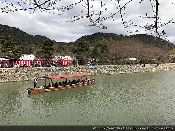 宇治川畔一景