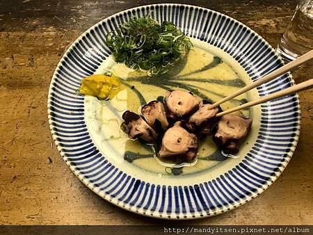 在「蛸長」吃蛸（tako，章魚）