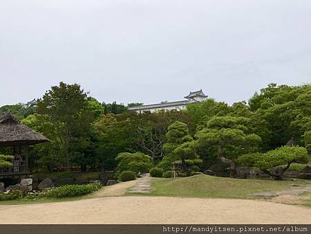 築山池泉的庭