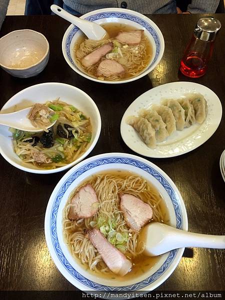 中華そば（叉燒麵）、餃子、羹飯