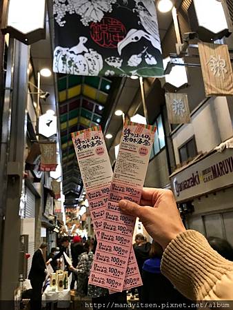 在錦市場舉行的日本酒祭