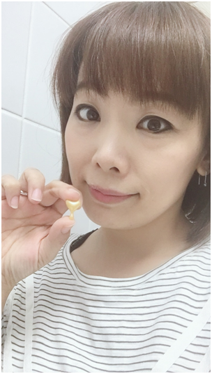 BC百匡,靚顏抗皺淡紋賦活油(百匡賦活膠囊),百匡賦活膠囊,
白龍膽花精萃可亮白撫平細紋與修護受傷肌膚,並高度保濕鎖水,延緩肌膚老化,一顆多種用途,強效版晚安面膜
,百匡賦活膠囊,百匡膠囊
