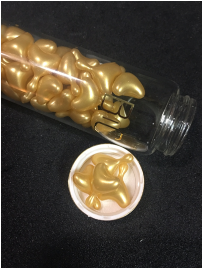 BC百匡,靚顏抗皺淡紋賦活油(百匡賦活膠囊),百匡賦活膠囊,
白龍膽花精萃可亮白撫平細紋與修護受傷肌膚,並高度保濕鎖水,延緩肌膚老化,一顆多種用途,強效版晚安面膜
,百匡賦活膠囊,百匡膠囊
