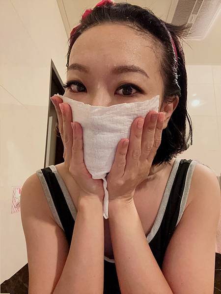 清潔新觀念拋棄式潔膚~DR.SHINE 純棉舒敏洗臉巾 試用