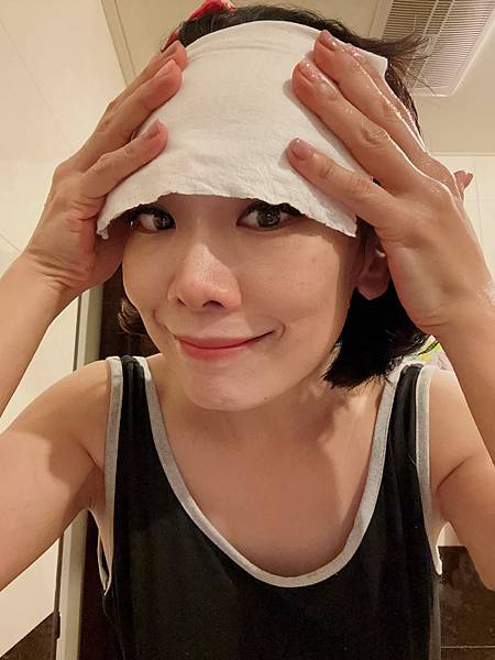 清潔新觀念拋棄式潔膚~DR.SHINE 純棉舒敏洗臉巾 試用