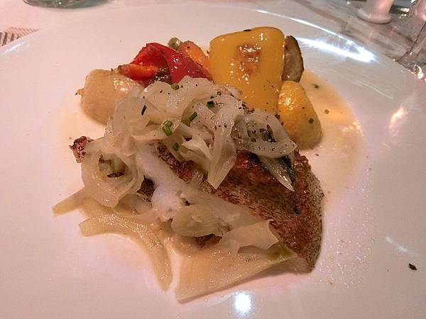 相片 1-7-2018 22 31 40 相片 1-7-2018 22 31 40