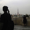 大阪來的任同學,在拍東京鐵塔