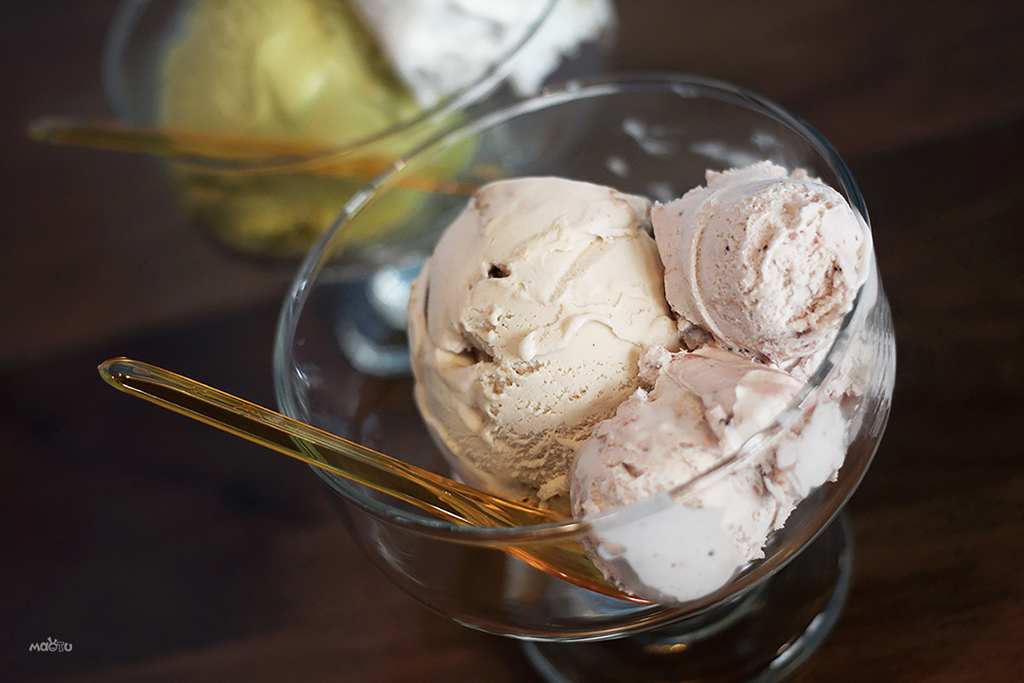 香草國度義式冰淇淋 - 濃郁厚實口感，豐富水果香甜