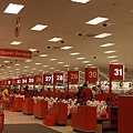 32個收銀台相當壯觀