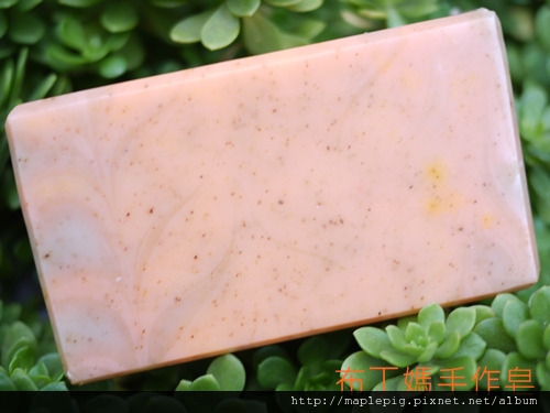 20111102 綠豆薏仁美白母乳皂