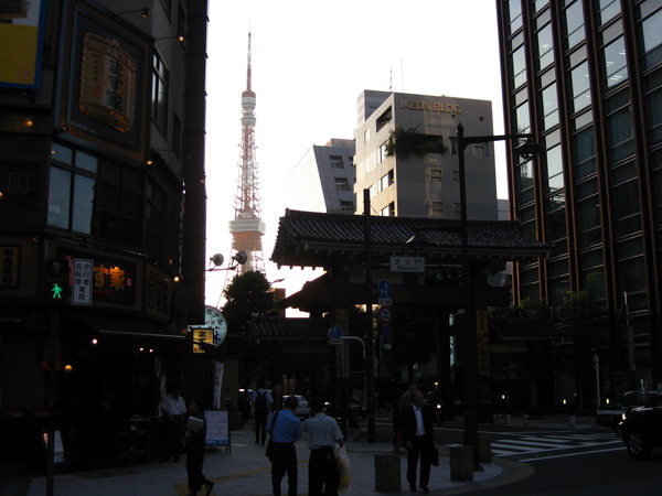 20080910 01-由松浜町走到東京鐵塔需要20分鐘.JPG