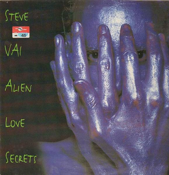 stevevai-alienlovesecrets(3)